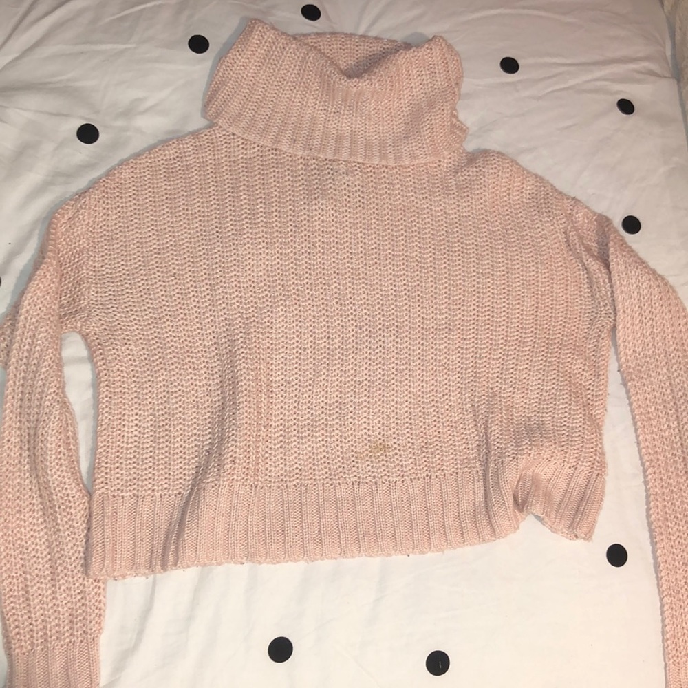 Crawl neck sweater